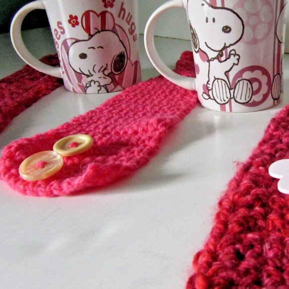 Pink Coffee Mug Cover Keep It Hot Cozy Cup Sleeve Crochet Cozi Tea Drink NWT - Picture 4 of 6